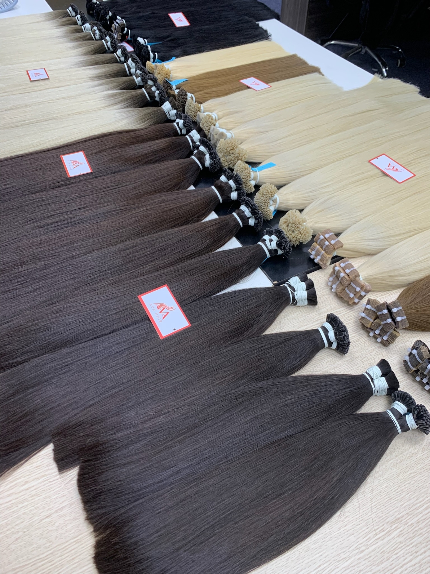 FULL COLOR PALETTE – VIETNAMESE KERATIN HAIR EXTENSIONS