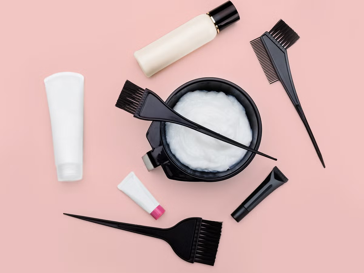 Bleaching-Vietnamese-Hair-Extensions-at-Home