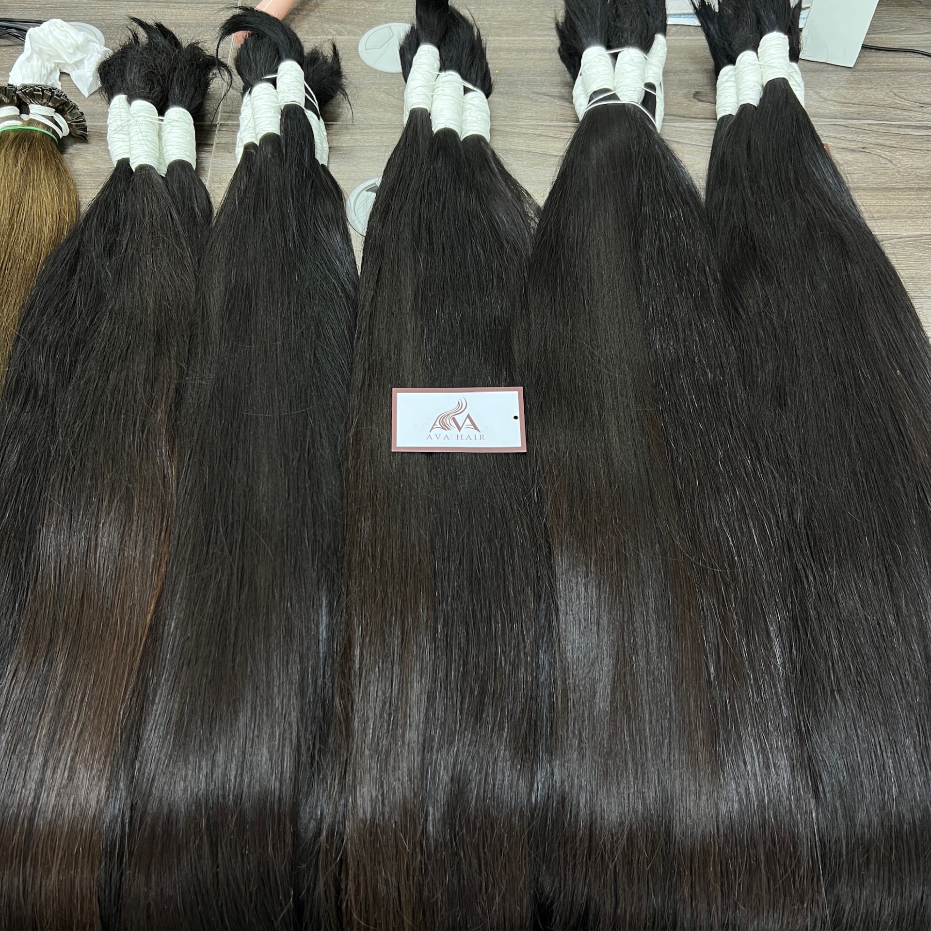 PREMIUM VIRGIN HAIR – SOFT, SILKY & LONG LASTING