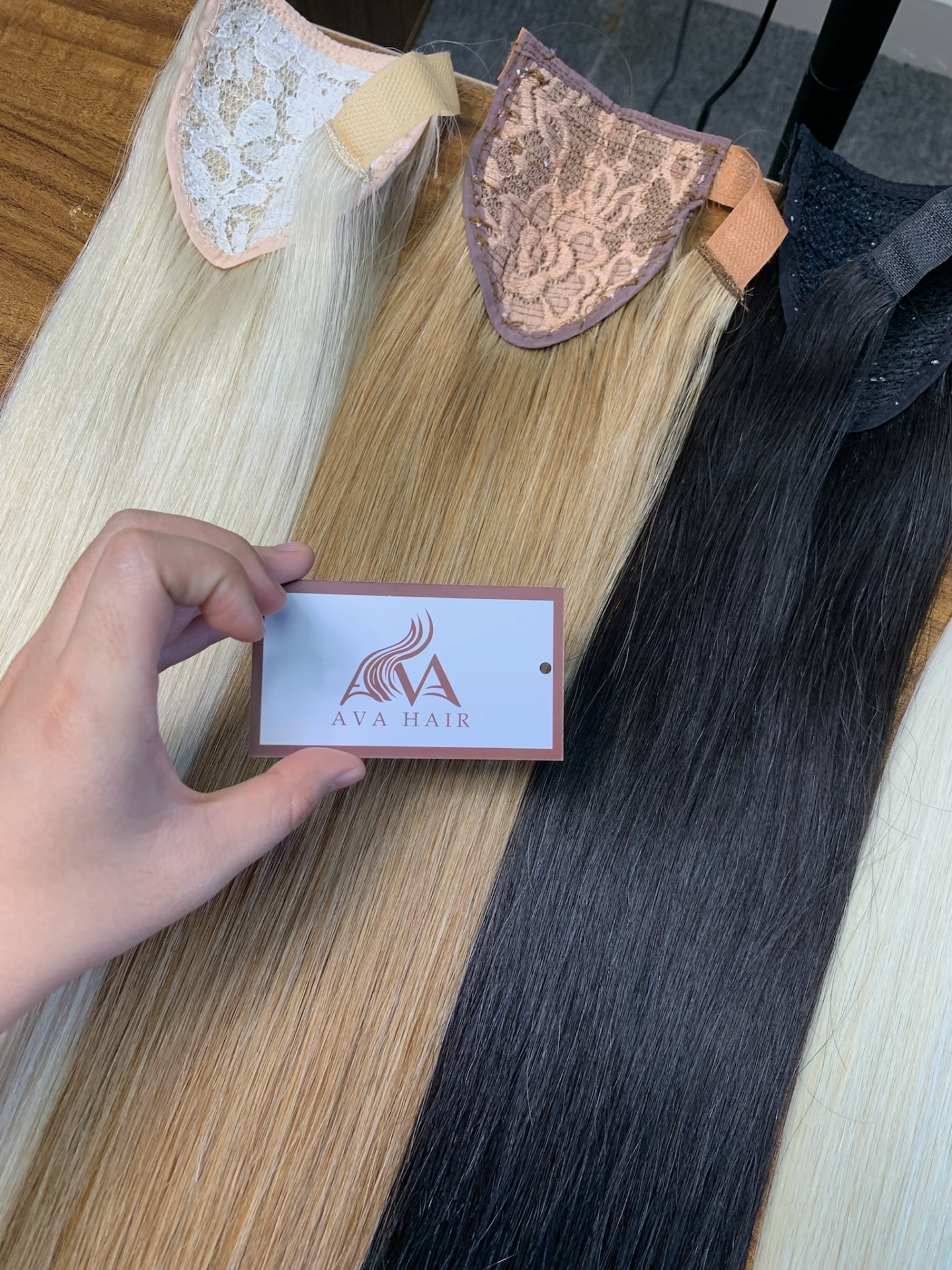 LUXURY PONYTAIL HAIR EXTENSIONS – SILKY & SOFT, FULL SHADES