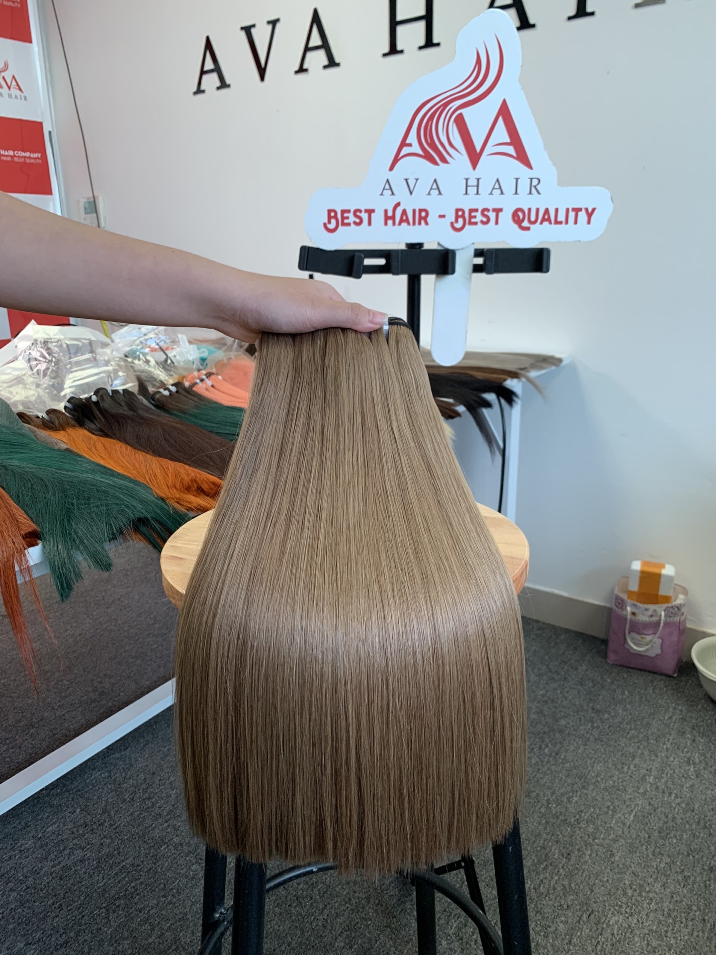 AVA HAIR - COLOR: #8 - VIETNAMESE LUXURY WEFT HAIR EXTENSION