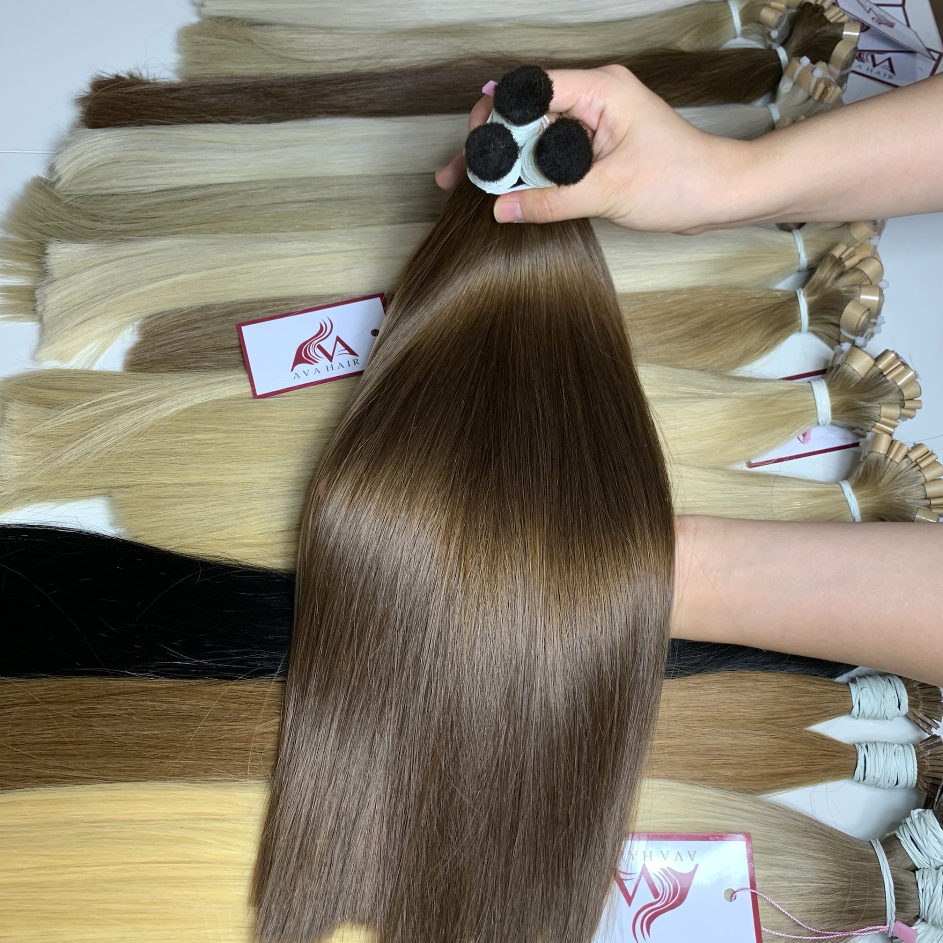 AVAHAIR  LUXURY BULK HAIR VIETNAMESE HUMAN HAIR LONG HAIR NICE COLOR BULK HAIR EXTENSIONS FOR WOMEN