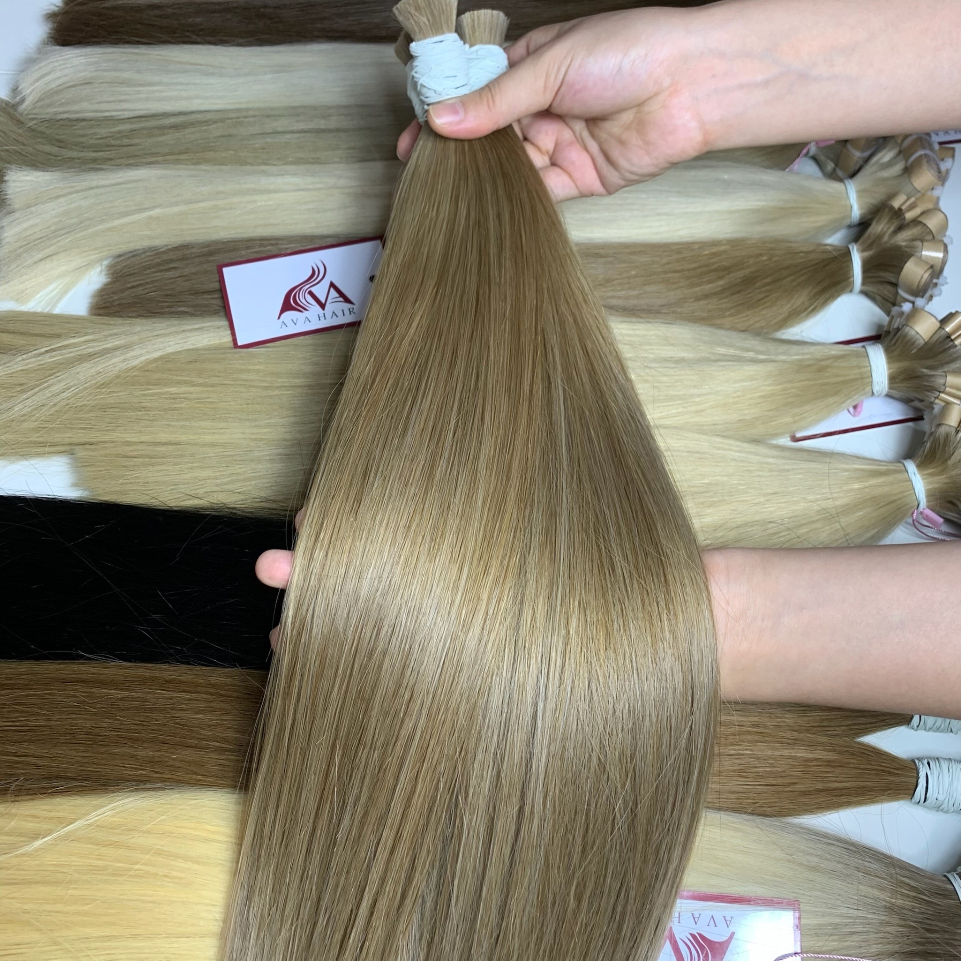 AVAHAIR LUXURY BULK HAIR VIETNAMESE HUMAN HAIR LONG HAIR COLOR #8 BULK HAIR EXTENSIONS FOR WOMEN