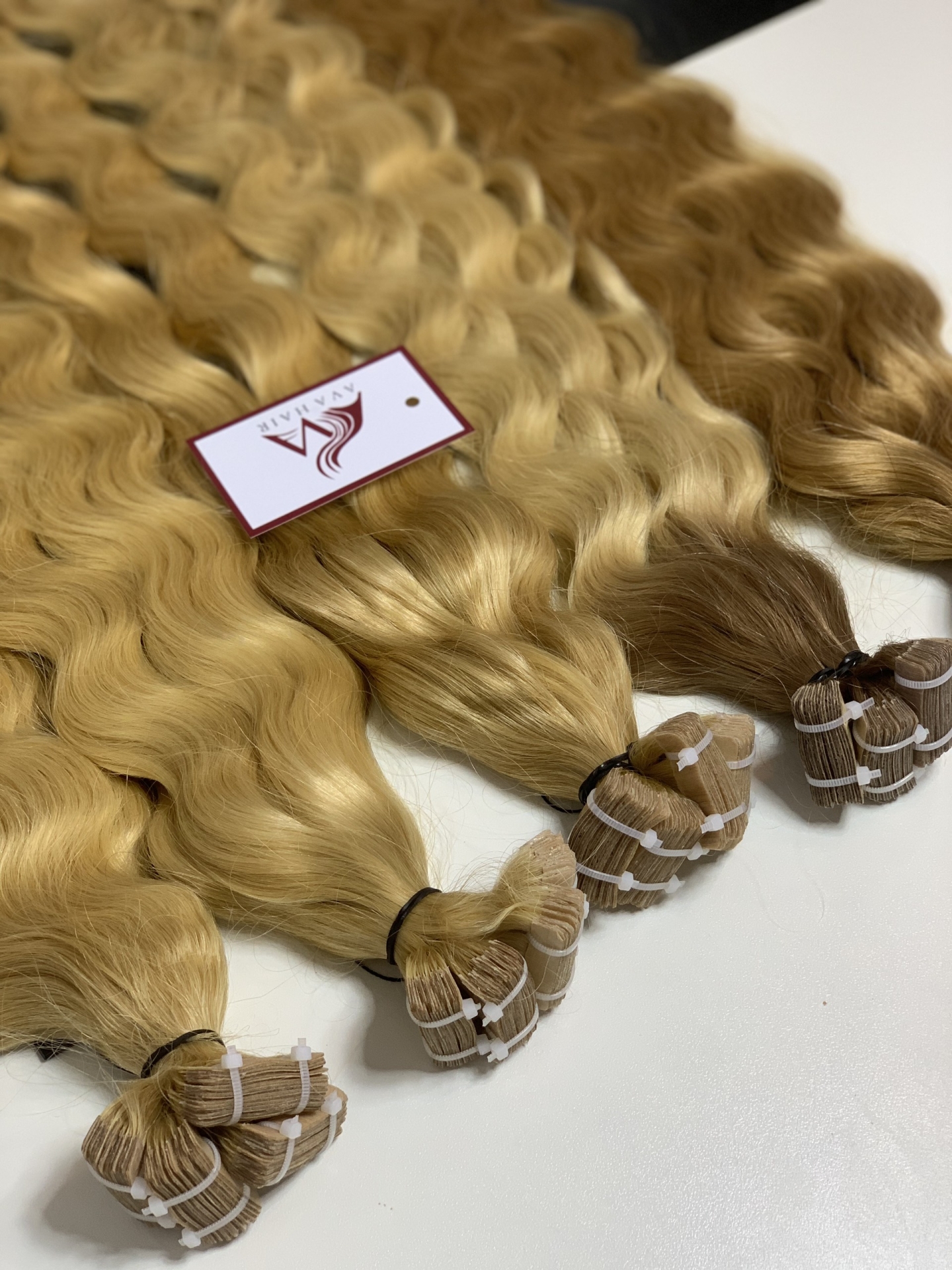 AVA HAIR - BLONDE COLOR - VIETNAMESE LUXURY WAVY HAIR