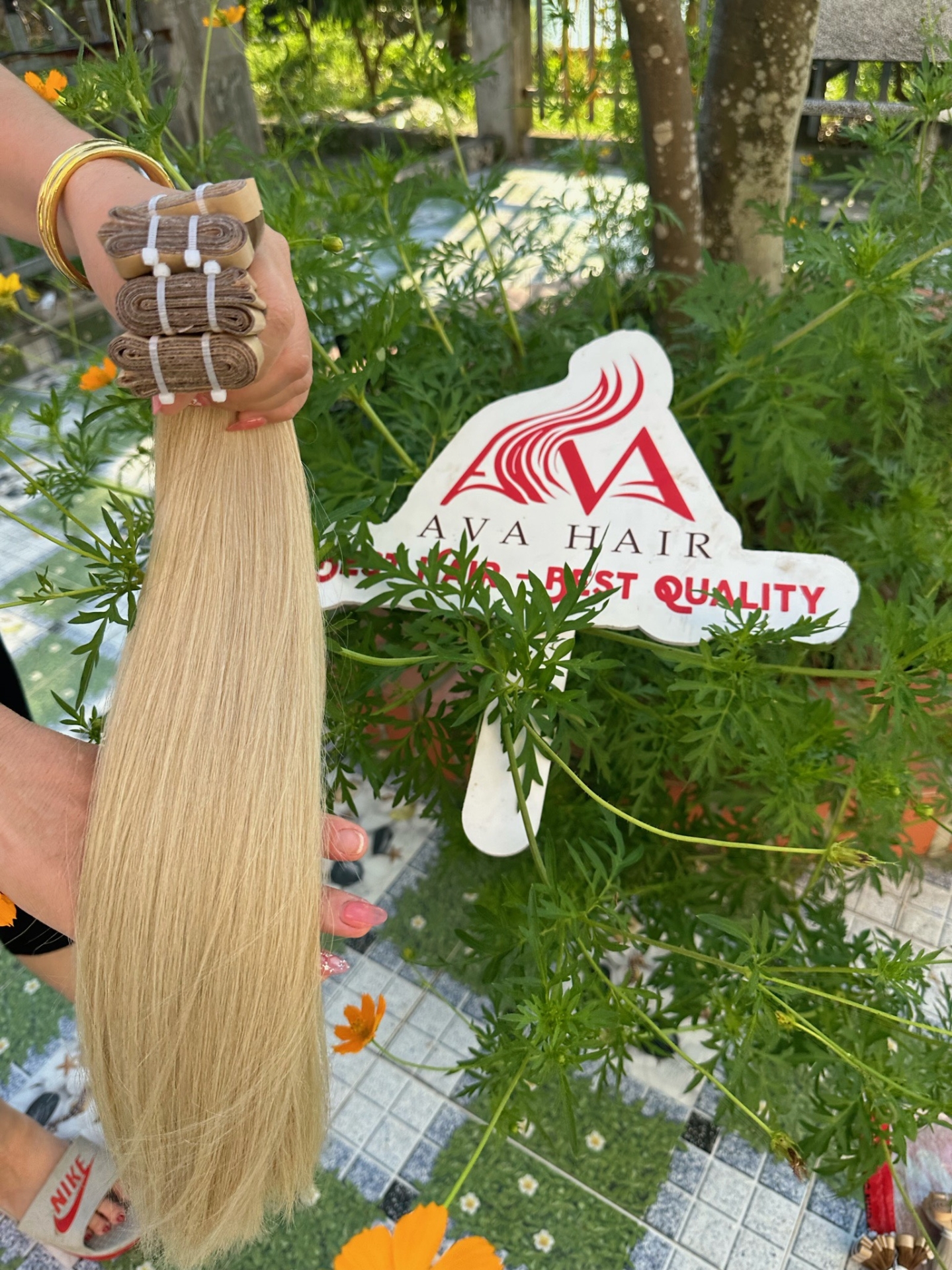 AVA HAIR - COLOR #14 - 60CM - VIETNAMESE LUXURY TAPE HAIR EXTENSIONS