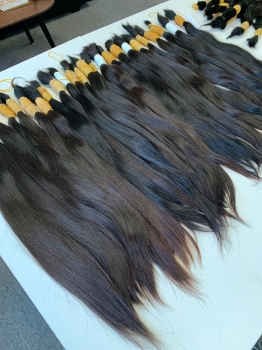 AVAHAIR - RAW HAIR EXTENSIONS- COLOR: Natural Color - VIETNAMESE LUXURY HAIR